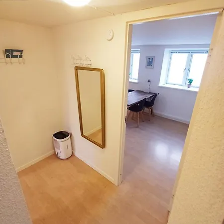 Cozy Near Marina, Free Parking * 올보르