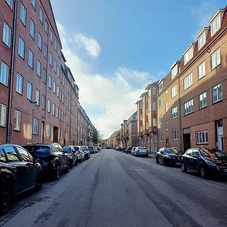 Cozy Near Marina, Free Parking * Aalborg